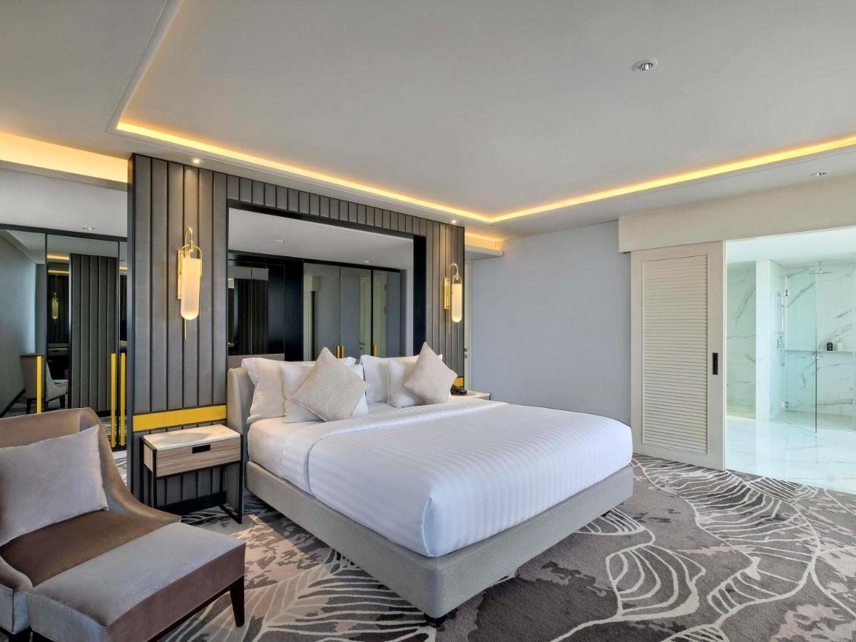 Movenpick Surabaya City Exterior foto